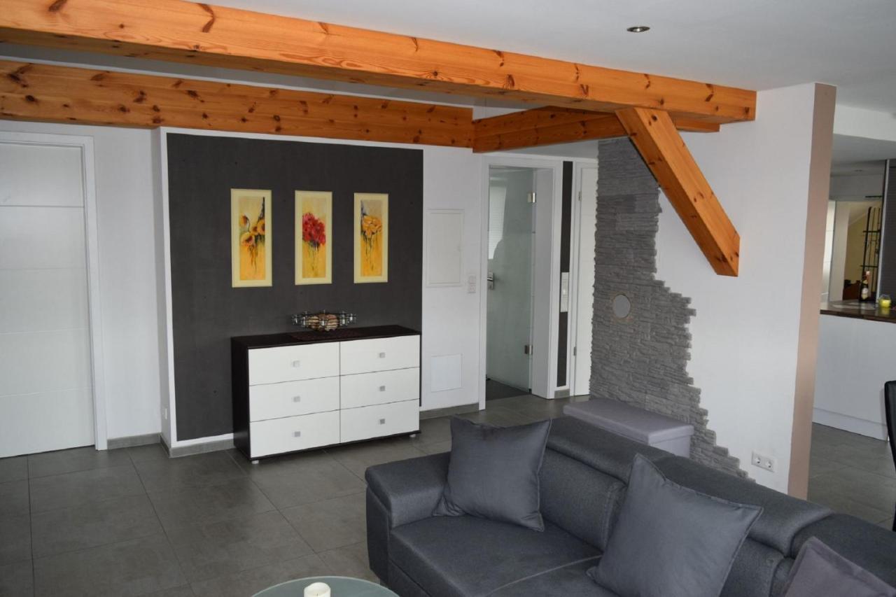 Ferienwohnung Blassneck Zirndorf Ngoại thất bức ảnh