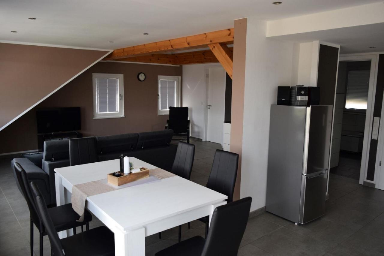 Ferienwohnung Blassneck Zirndorf Ngoại thất bức ảnh