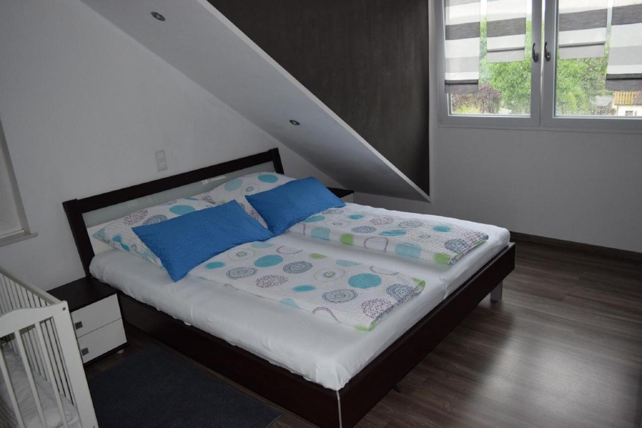 Ferienwohnung Blassneck Zirndorf Ngoại thất bức ảnh